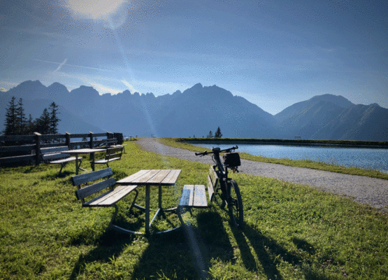 Mountainbike am Bergsee